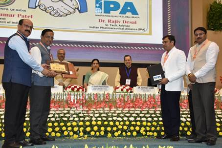 Dr. Bharati Pravin Pawar, Minister of State inaugurates Pharma Anveshan-2023 on the occasion of National Pharmacy Education Day