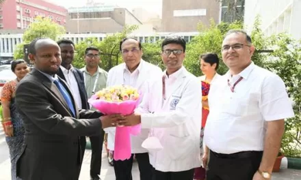 Foreign Health Officials Applaud India’s Healthcare Infrastructure and Health Professionals