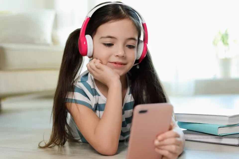 Hidden Health Risks of Headphones and Earbuds in Children