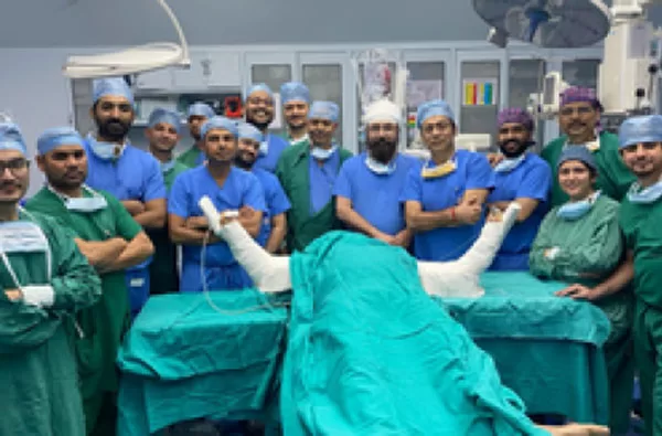 Delhi Painter Receives Gift of New Hands in Historic Transplant Surgery