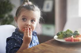 New Study Reveals Children’s Food Preferences: Texture Matters Most at Age Six