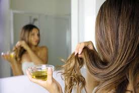 Expert Tips for Seasonal Hair Care: Maintaining Healthy Locks All Year Round