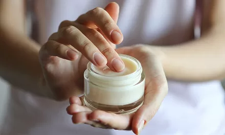 Chemicals in Makeup and Sunscreen May Increase Risk of Dangerous Pregnancy Complication