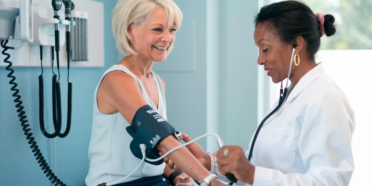 Five Minutes a Day Can Lower Blood Pressure, Study Finds