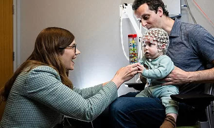 Study Finds Predictable Caregivers Boost Infants’ Learning Potential