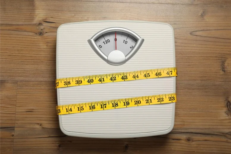 Extreme Weight Fluctuations Linked to Increased Death Risk in Obese Heart Patients