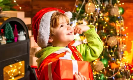 Does Believing in Santa Make Kids Behave Better? New Study Finds Surprising Answer