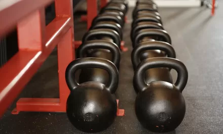 Is Weightlifting Safe for Kids and Teens? Here’s What Parents Need to Know