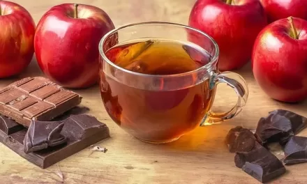 Tea, Apples, and Dark Chocolate Found to Support Liver Health