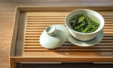 Drinking Green Tea Linked to Fewer White Matter Lesions in the Brains of Older Adults, Study Finds