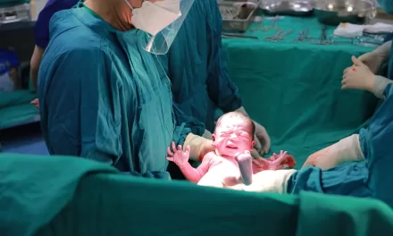 Cesarean Rates Surge in the UK Amid Worsening Birth Experiences