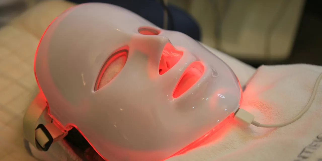 Red Light Therapy: A Promising Treatment, But Not a Cure-All