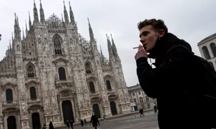 Milan Implements Italy’s Strictest Smoking Ban, Fines Smokers in Public Areas