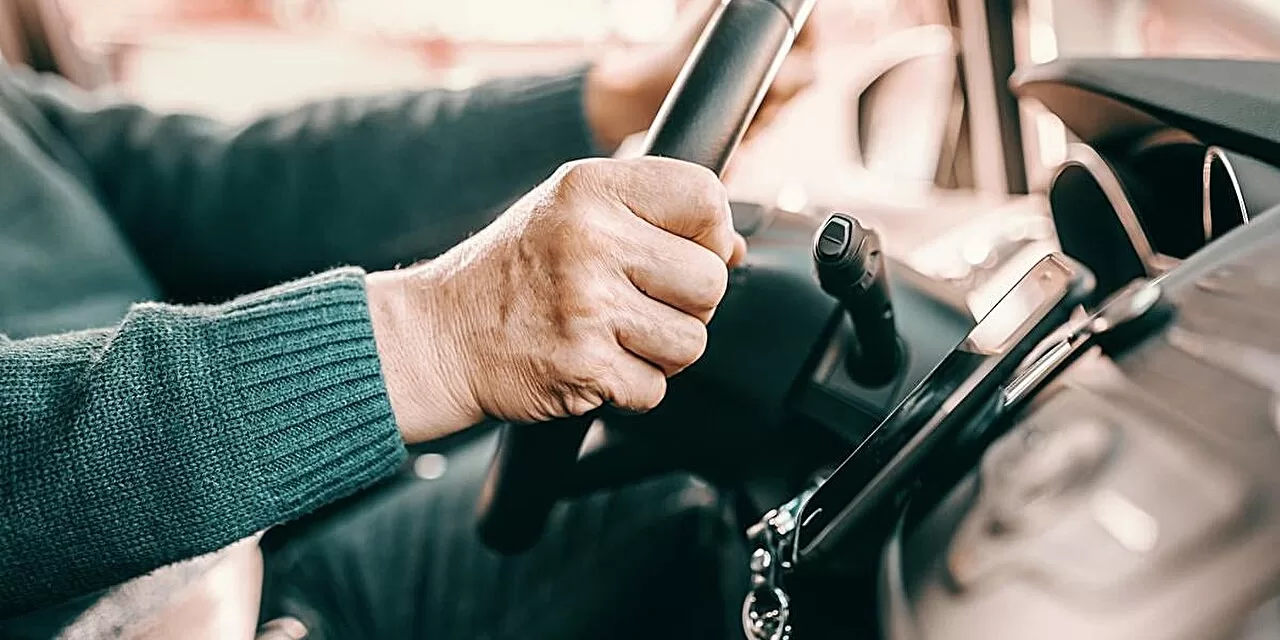 Major Depression in Older Adults Linked to Risky Driving Behaviors