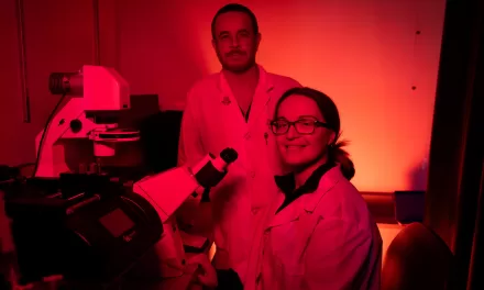 Red Light Exposure Linked to Reduced Risk of Blood Clots: New Study Offers Potential Breakthrough