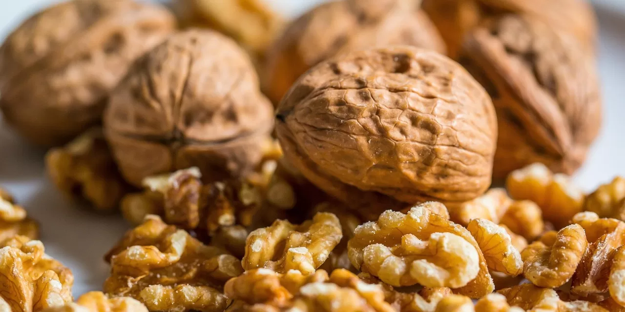 Eating Walnuts for Breakfast May Boost Brain Function, Study Finds