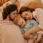 New Survey Reveals Half of Parents Co-Sleep with Their Child: Experts Advise Caution