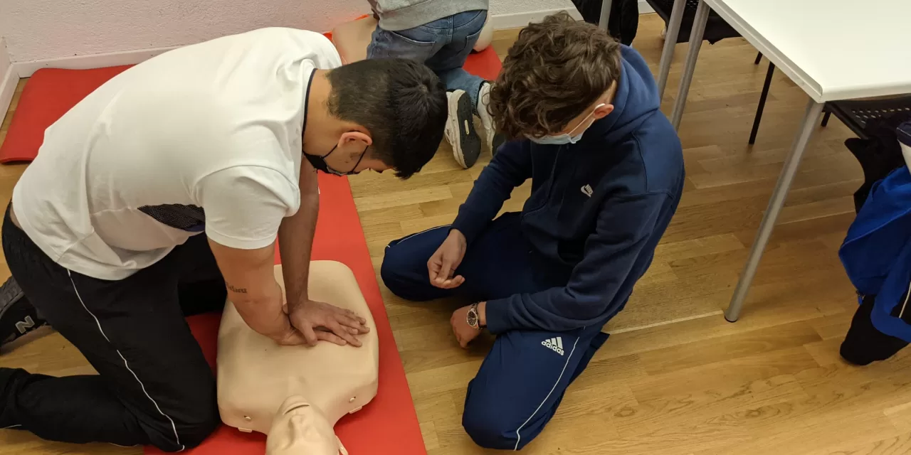 Speed Over Source: Quick CPR Key to Cardiac Arrest Survival