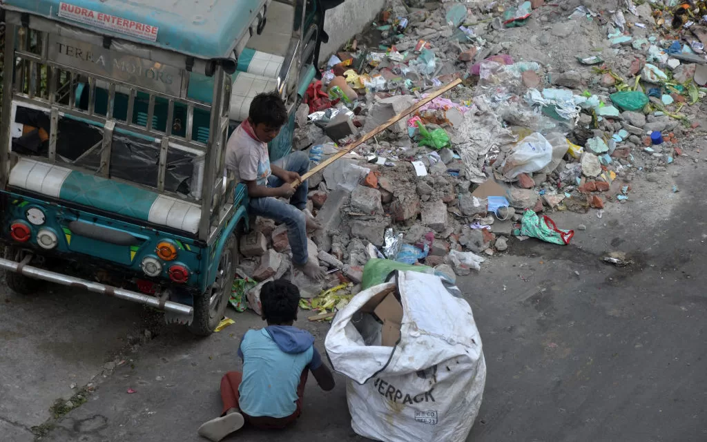 India Lifts 171 Million Out of Extreme Poverty Over Past Decade, World Bank Reports