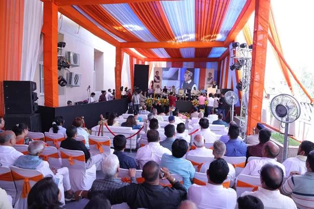 Union Minister Announces to Establish Medical Colleges in All ESIC Hospitals with 200+ Beds where 40% Seats will be Reserved for Wards of Insured Persons