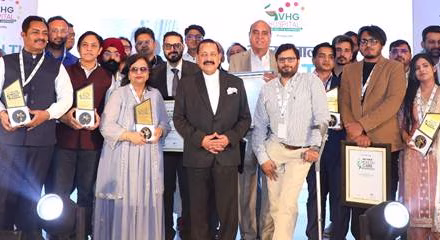 Empowering the Next Generation: Union Minister Honors 26 Young Medical Trailblazers Amidst AI Revolution